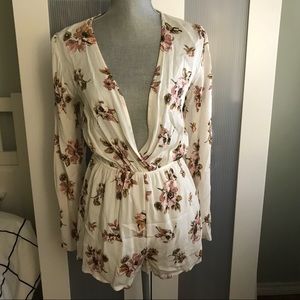 Floral bell-sleeve romper